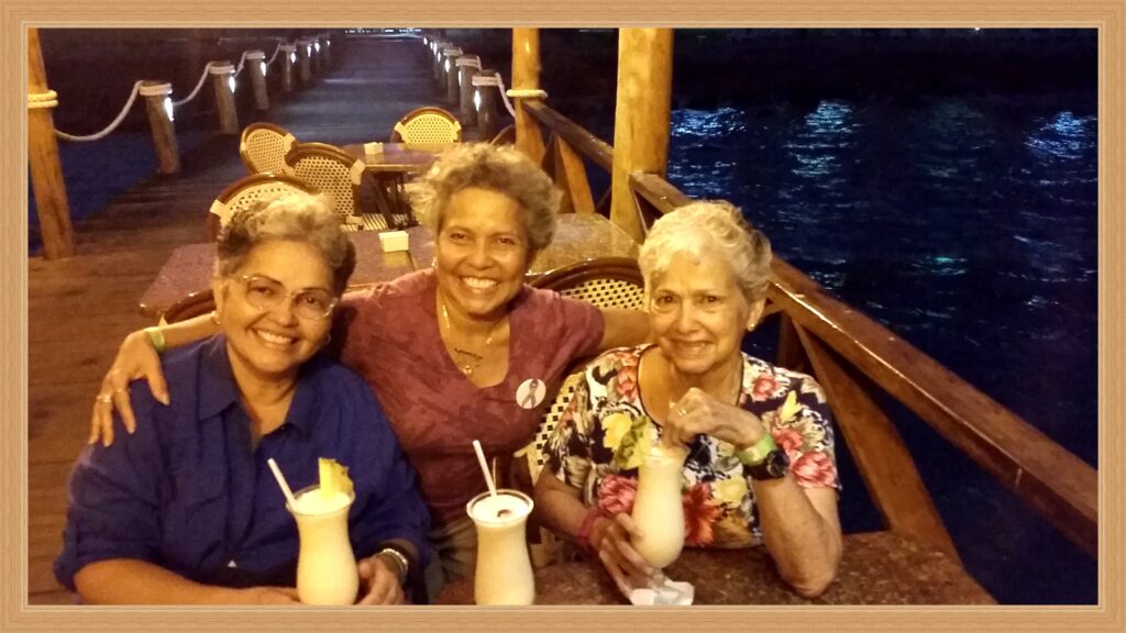 PPT_Jerima_Family_Julieta Jerima Gilda bebiendo